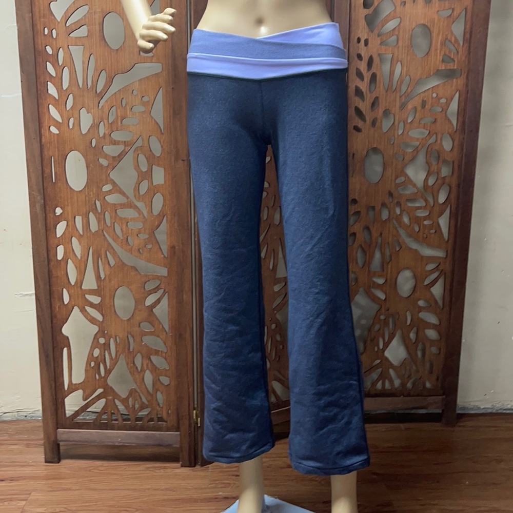Lululemon Astro Pant Flare Wide Leg Leggings